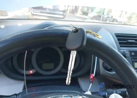 2011 Toyota Rav4 z USA, uszkodzony, nr VIN JTMZF4DV6B5042780